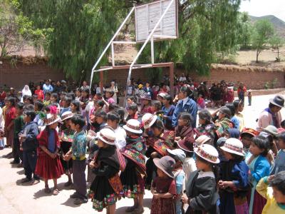 Ni&ntilde;os HErmosos